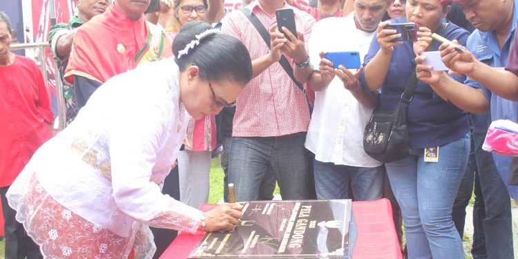 Hative Kecil Resmikan Baileo Dan Gelar Panas Pela Negeri Adat Info