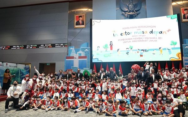 Siswa TK Jadi Tamu Pertama Pembukaan Kembali Main Hall BEI