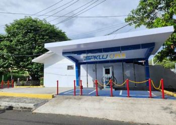 PLN MMU Tengah Membangun SPKLU Kedua di Pulau Ternate