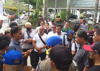 Usai Wajar, Muncul 2 Demo Beruntun di Balai Kota Ambon