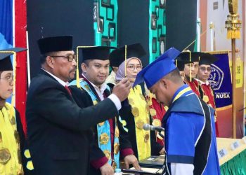 STKIP Ita Wotu Nusa Bula Wisudakan 96 Sarjana Baru