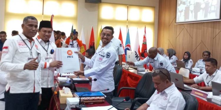 PKS, Parpol Pertama Daftar Bacaleg DPRD Provinsi Maluku ke KPU