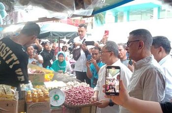 Mendag RI Pantau Harga Bahan Pokok di Pasar Mardika