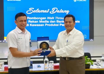 BI Ajak 17 Jurnalis Maluku Lihat Langsung Pencetakan Uang Rupiah di PERURI