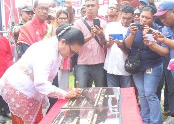 Hative Kecil Resmikan Baileo dan Gelar Panas Pela 5 Negeri Adat