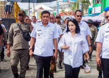 Tenaga Ahli Dirjen OTDA Kemendagri Tinjau Pasar Mardika
