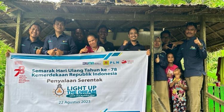 Jalankan Program LUTD, PLN UIW MMU Ikut Semarakkan Penyalaan Serentak Listrik Gratis