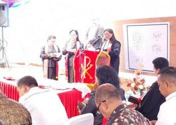 Pastori 3 Jemaat GPM Halong Resmi Dibangun