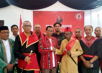 Kunker di Ambon, Menkopolkam RI Ajak Warga Jaga Adat Sebagai Budaya Bangsa