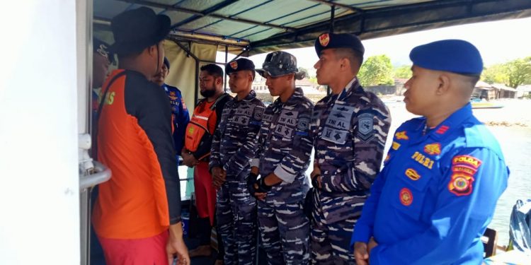 Danlantamal IX Kerahkan Tim Gabungan Pencarian Korban Perahu Terbalik di Tanjung Sembayang