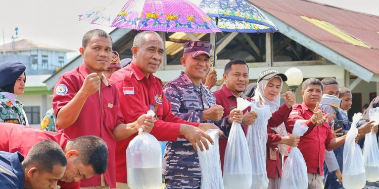 Danlantamal Ambon Beri Kuliah Umum Bagi Ahli Usaha Perikanan Politeknik