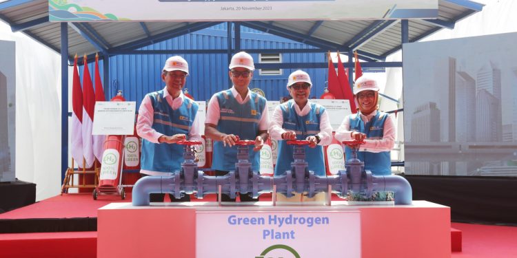 PLN Resmikan 21 Unit _Green Hydrogen Plant,_ Mampu Produksi Hingga 199 Ton Hidrogen Per Tahun