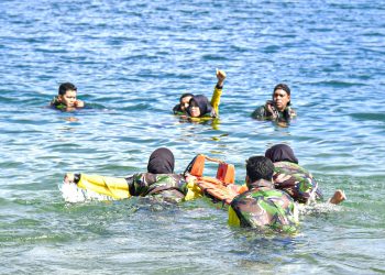 Danlantamal IX Berikan Pelatihan Evakuasi Medis Bagi 126 Mahasiswa STIKes Maluku Husada