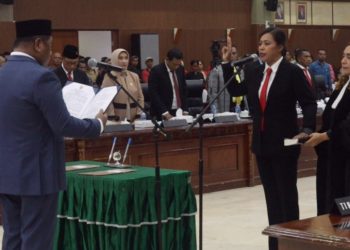 Wagub Hadiri Pelantikan Tina Welna Tetelepta Jadi Anggota DPRD Maluku PAW Sisa Masa Jabatan 2019-2024