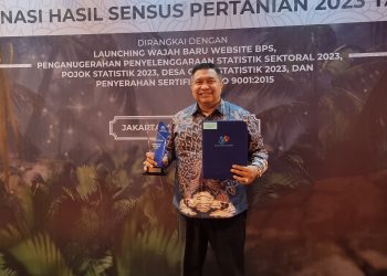 Pemkot Ambon Terima Penghargaan “Anugerah Anindhita Wistara Data” dari BPS