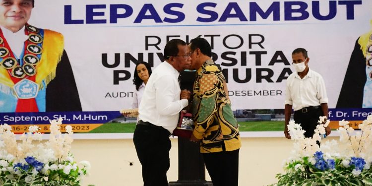 Lepas Sambut Rektor Unpatti, Ini Pesan Sekda Maluku