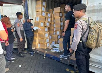 Polda Maluku Kawal Distribusi Surat Suara ke Malteng dan SBT