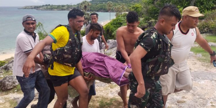 Kapal Kayu Tenggelam di Pulau Kisar 1 Penumpang Meninggal Dunia