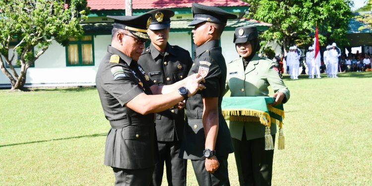 Kasdam Pattimura Tutup Pendidikan Bintara Secaba PK TNI AD Tahun 2023