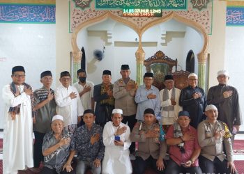 Lewat Jumat Curhat, Kapolsek Nusaniwe Dengar Keluhan Warga