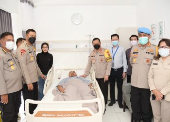 Terkena Panah, Kasat Reskrim Polres Malra Dirawat ke RS Siloam