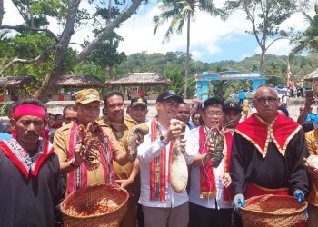 Jaga Ekosistem Laut, Negeri Rutong Buka Sasi Untuk Tiga Biota
