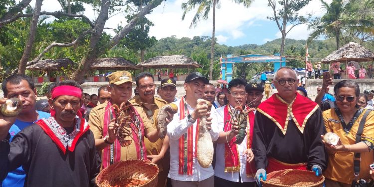 Jaga Ekosistem Laut, Negeri Rutong Buka Sasi Untuk Tiga Biota