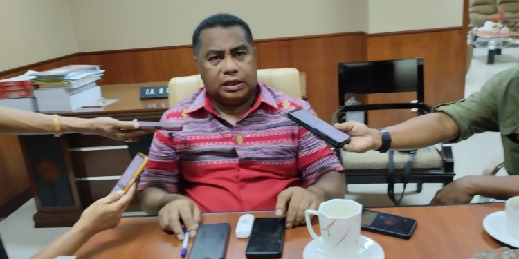 Anggota DPRD Maluku Diminta Untuk Kembali Beraktivitas
