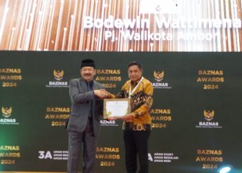 Pemkot Terima Penghargaan BAZNAS Award 2024