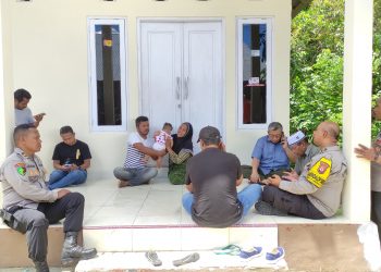 Polresta P. Ambon & PP. Lease Datangi Bayi Terdampak Gas Air Mata di Arbes