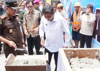 Pemkot Ambon Letakan Batu Pertama Pembangunan Mall Pelayanan Publik