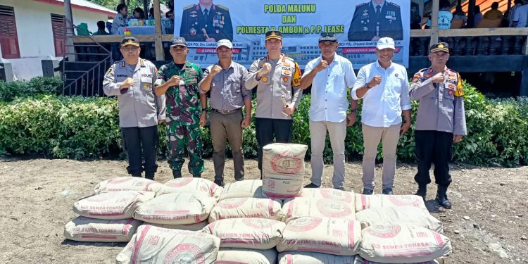 Polda Maluku Bersama Polresta Ambon Gelar Bakti Kesehatan di Desa Aboru