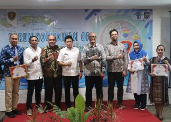 Plh Gubernur Maluku Buka Forum OPD DPMPTSP