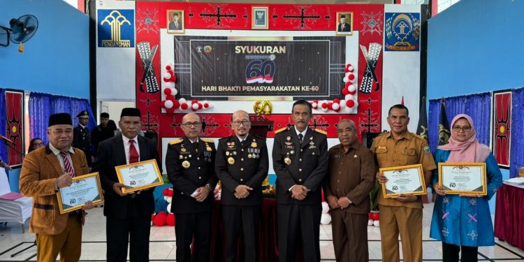 Gelar HBP ke-60, Kemenkumham Maluku Berikan Penghargaan kepada Seluruh Jajaran
