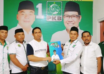 Resmi Kembalikan Berkas di DPC PKB, Mus Mualim Akui Serius Maju Dalam Kontestasi Pilkada Kota Ambon