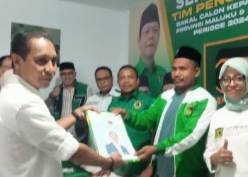 Bacalon Gubernur Hendrik Lewarissa Kembalikan Berkas di Partai Perindo dan PPP
