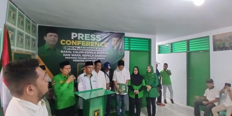 Syarief Bakrie Asyatri Kembalikan Berkas Pendaftaran Balon Wawali Ambon di PPP