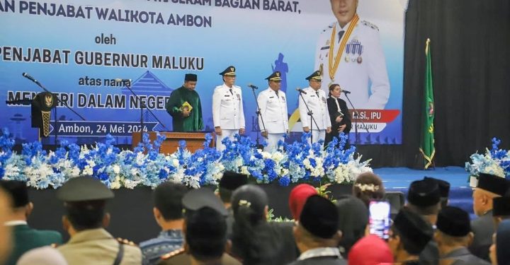 Dominggus Kaya Resmi Jabat Penjabat Walikota Ambon