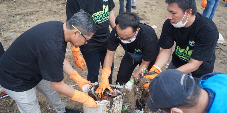 PLN dan MCC Berhasil Kumpulkan 6 Ton Sampah Lewat Program EVP