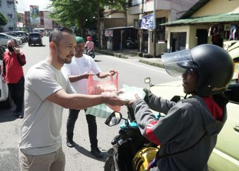 Kemenkumham Maluku Gelar Jumat Berbagi Dengan Masyarakat