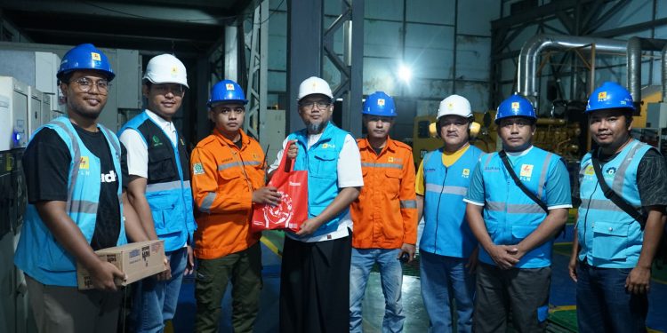 H-1 Idul Adha 1445 H, Manager UP3 Sofifi Tinjau Langsung Posko Siaga Kelistrikan