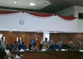 Serikat Pekerja Buruh Lakukan Aksi Demo di Kantor DPRD Maluku, Ini Tuntutan Mereka