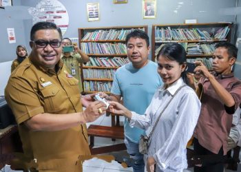 Disdukcapil Ambon Laksanakan Pelayanan Pencetakan Adminduk di Batu Merah 