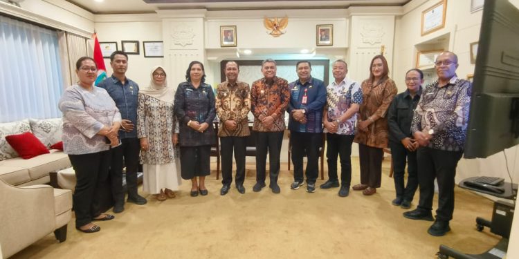 Pemkot dan Pemkab Malteng Teken MoU Terkait Distribusi Komoditi Pangan