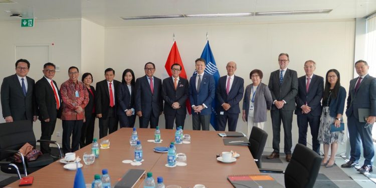 Menkumham Tanda Tangan Traktat Internasional tentang Sumber Daya Genetik dan Pengetahuan Tradisional