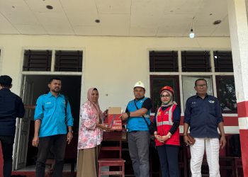 PLN UIW MMU Gerak Cepat Perbaiki Jaringan yang Rusak akibat Banjir di Weda