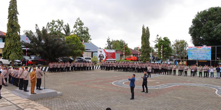 Kapolres Tual pimpin Apel gabungan Personel Polres Tual, Sampaikan Arahan Kapolri