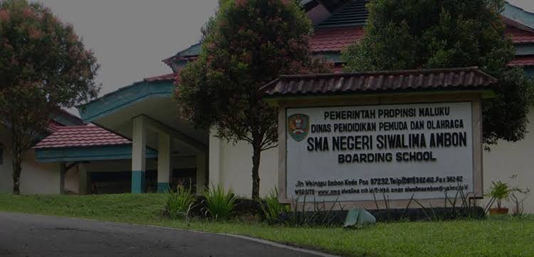 PPDB SMA dan SMK di Ambon Membludak, DPRD Maluku Lakukan Pembahasan dan Jalan Keluar
