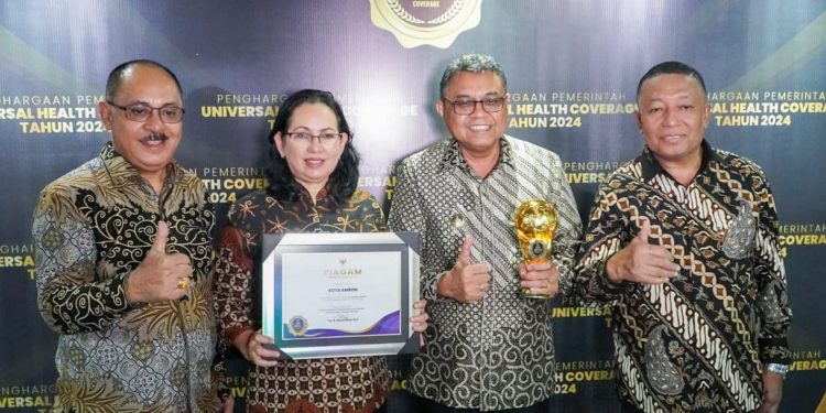 Capai UHC, Kota Ambon Raih Penghargaan Dari BPJS