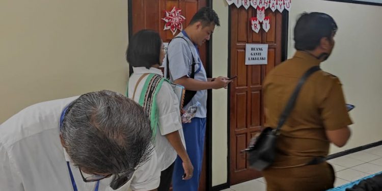 Paslon berSATU Jalani Pemeriksaan Kesehatan di RSUD Haulussy Ambon